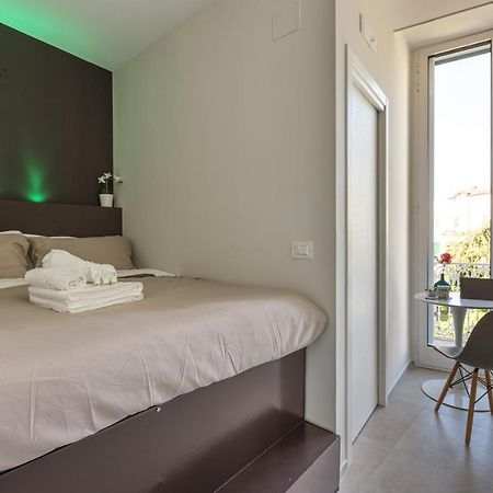 Alibi Suites Suite Museum: Gioiello Con Vista Sul Museo Archeologico Nazionale, Letto E Doccia Con Cromoterapia, Smart Tv, Wifi E A/C ルーヴォ・ディ・プーリア エクステリア 写真