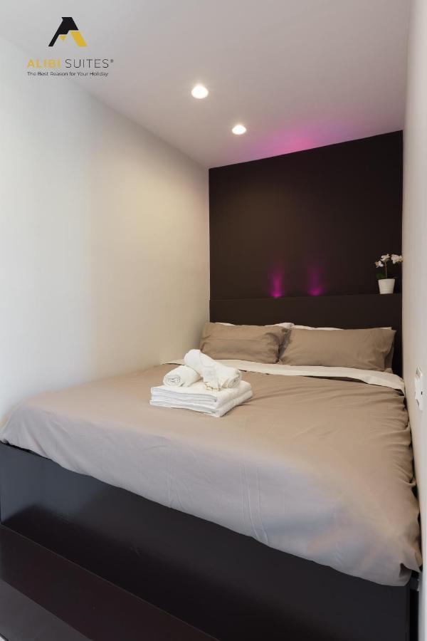 Alibi Suites Suite Museum: Gioiello Con Vista Sul Museo Archeologico Nazionale, Letto E Doccia Con Cromoterapia, Smart Tv, Wifi E A/C ルーヴォ・ディ・プーリア エクステリア 写真